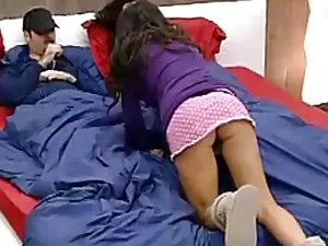 Vyvan Hill recibe un ...